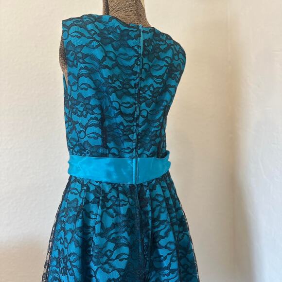 Women’s Medium Teal Blue Lace Overlay Party Dress Bow Waist Vintage Goth Grunge - Picture 4 of 4